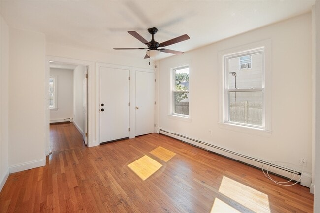 Building Photo - 59 Woodville St