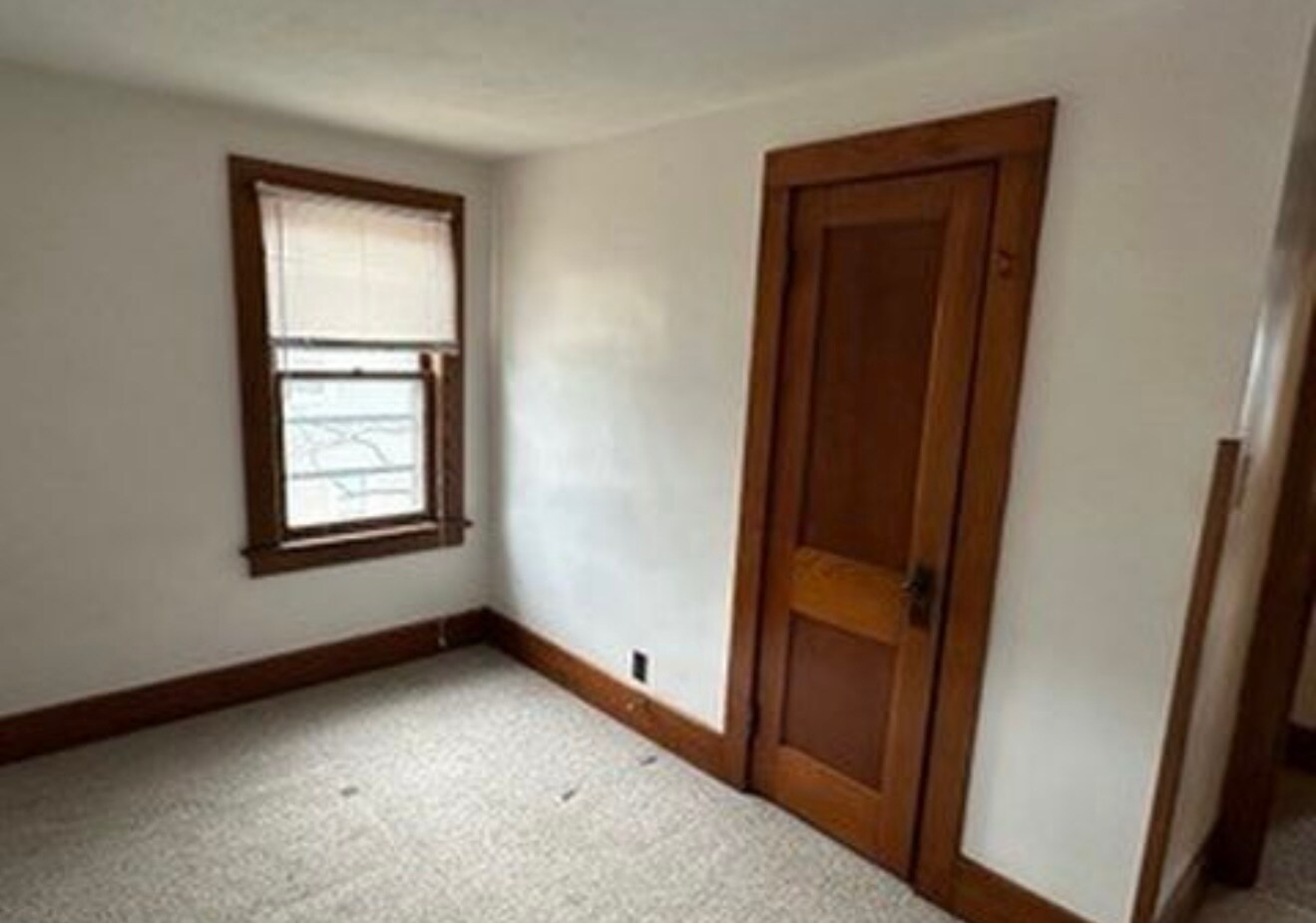 Building Photo - 207 S Mantua St