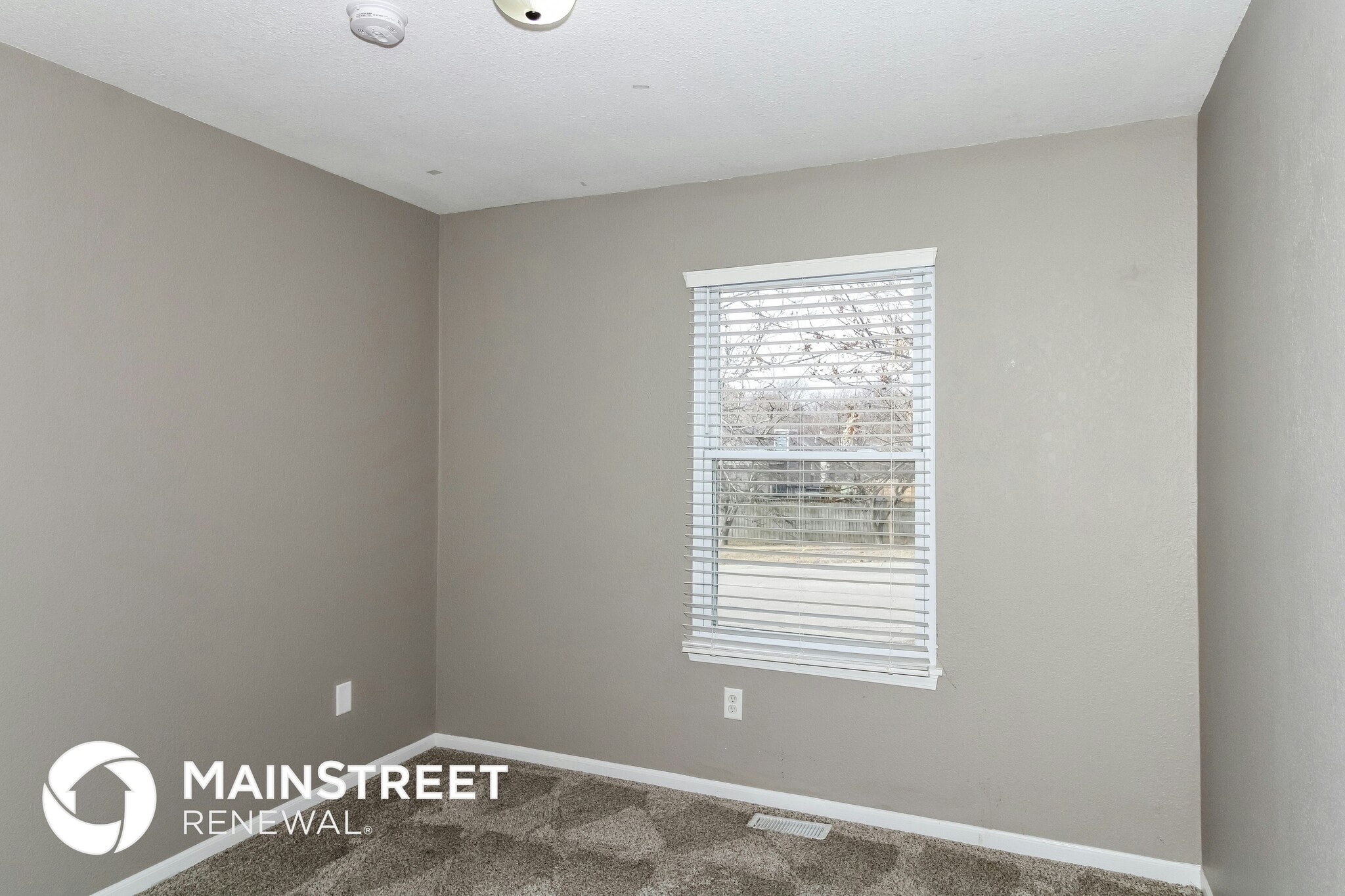 Building Photo - 1705 N Blue Mills Rd