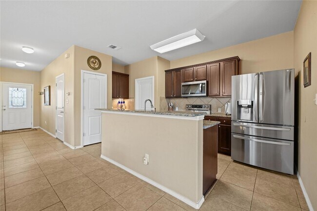 Building Photo - 304 Quarry Ln