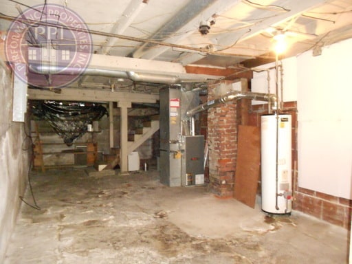 Building Photo - Charming Richmond Craftsman!  Big Backyard!!  Pet Friendly!