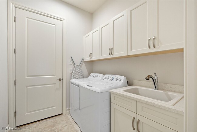 Building Photo - 6562 Amarone Ln