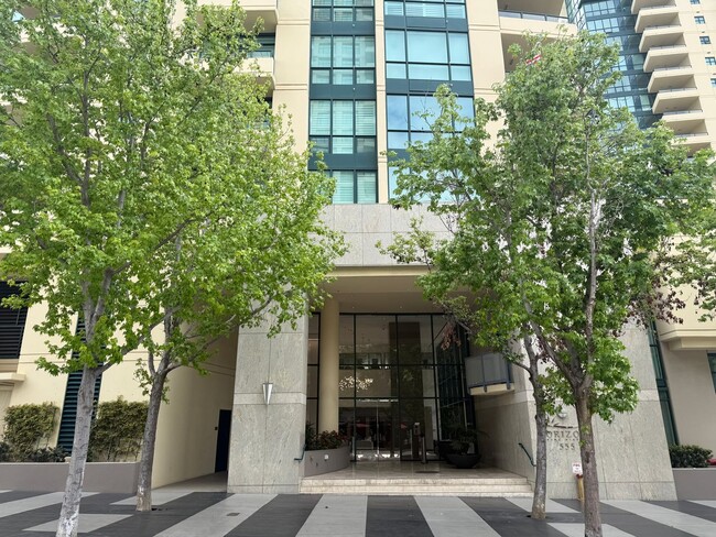 Primary Photo - Pet Friendly Two Bedroom in High-Rise