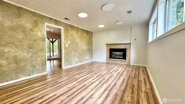 Building Photo - 2830 216th Ave SE