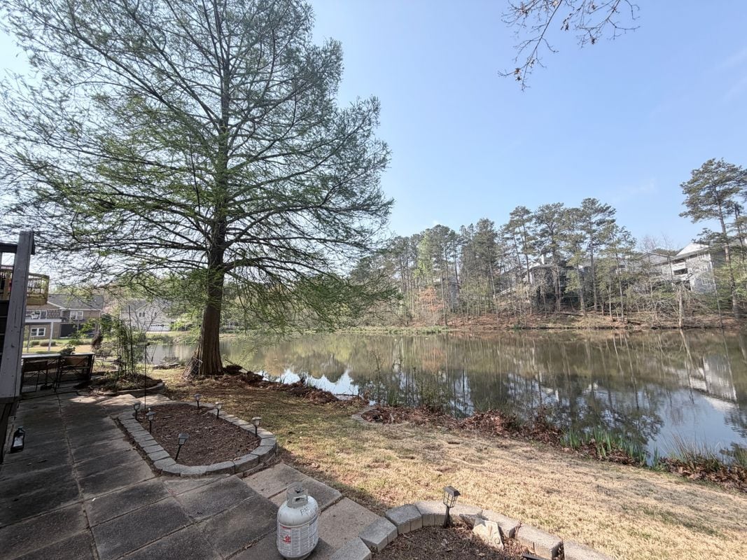 Building Photo - 9073 Carroll Manor Dr