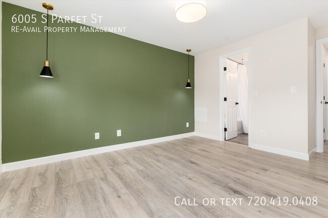 Building Photo - 6005 S Parfet St