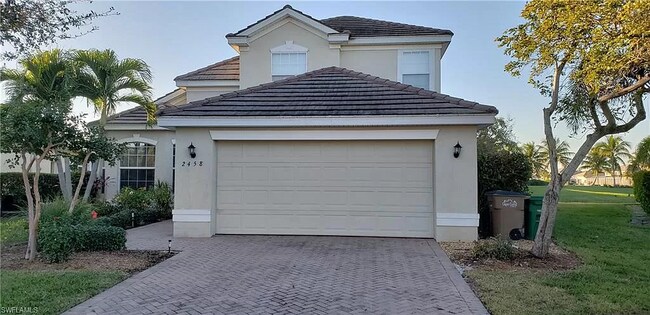 Front - 2458 Blackburn Cir