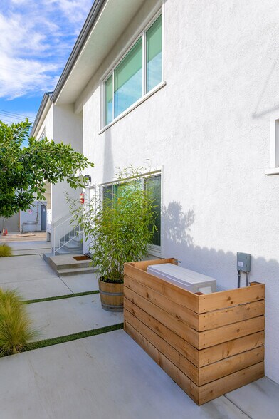 Building Photo - 1756 Franklin St