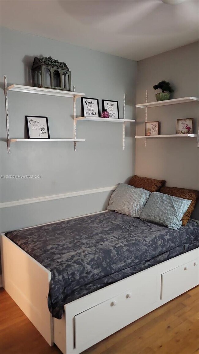 Building Photo - 3600 S Le Jeune Rd