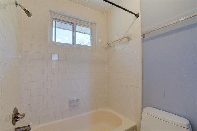 Building Photo - 3706 Echo Grove Ln