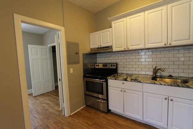 Building Photo - 4932 Rubicam St