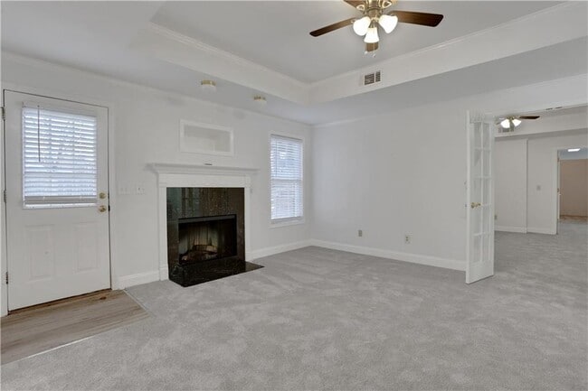 Building Photo - 127 Tara Blvd