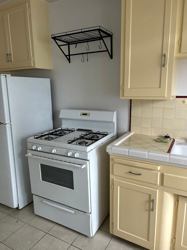 Building Photo - 4010-4016 Illinois