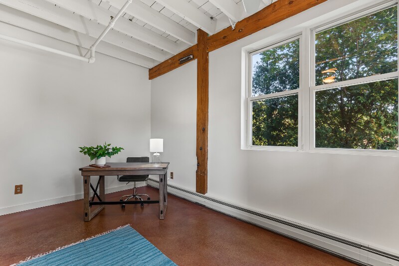 Building Photo - 18 Park St