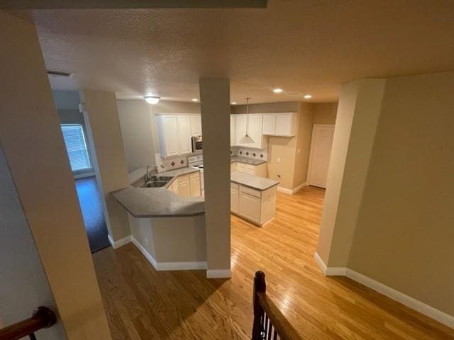 Building Photo - 10253 Lakeview Dr