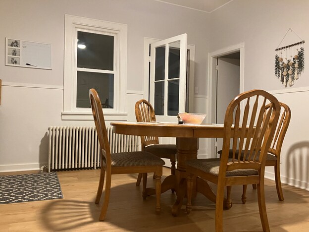 Decorated kitchen/dining area - 5 Lincoln Ave