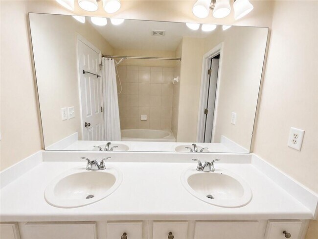 Building Photo - 3645 Postwaite Cir NW