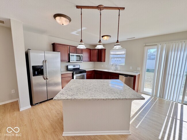 Building Photo - 12431 Teacup Way