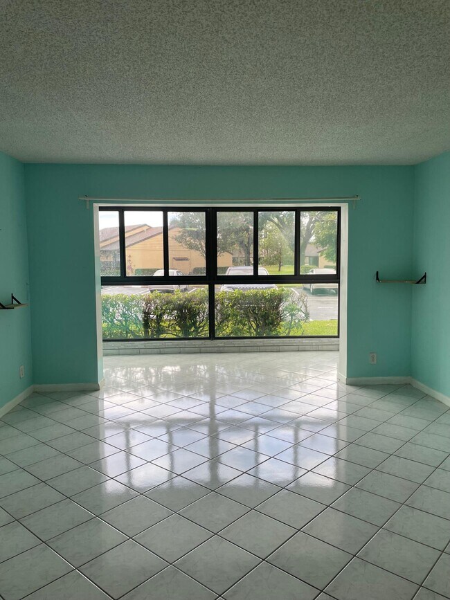 Building Photo - 603 Sea Pine Way
