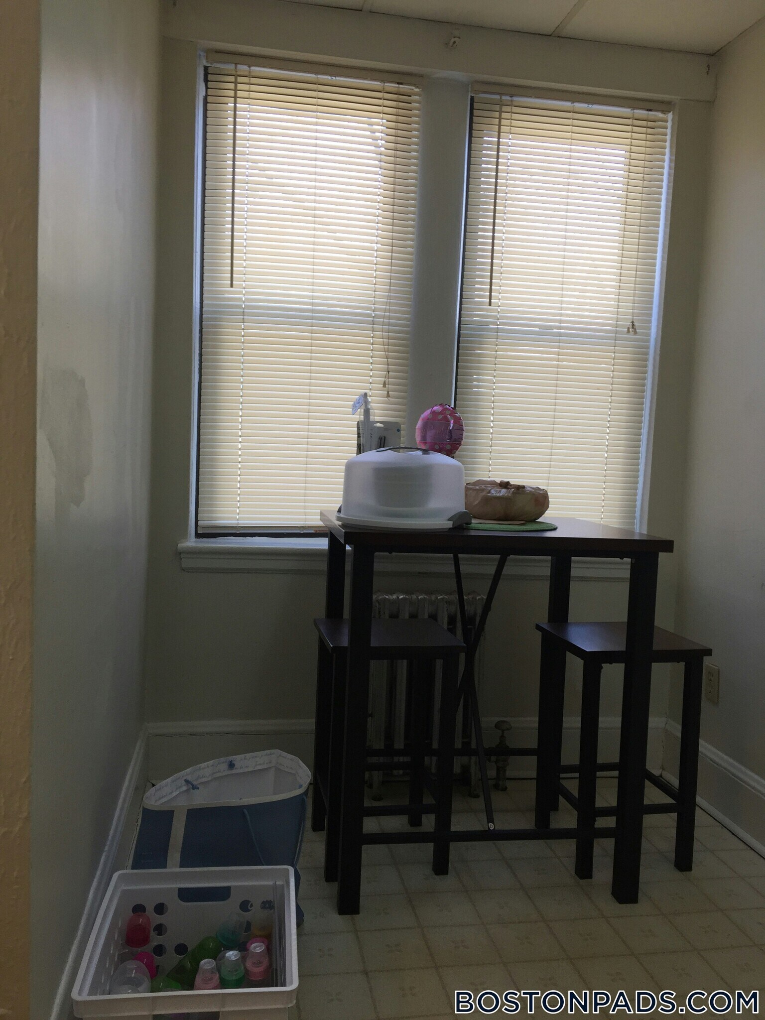 Building Photo - 53 Fellsway W