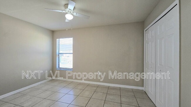 Building Photo - 303 NE 24th Ave