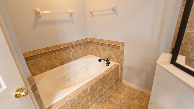 Building Photo - 9363 Strongbark Ln