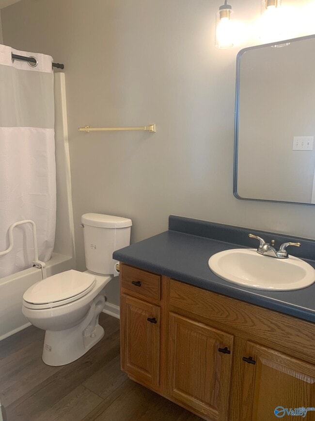Building Photo - 1415 Bridgewater Pl