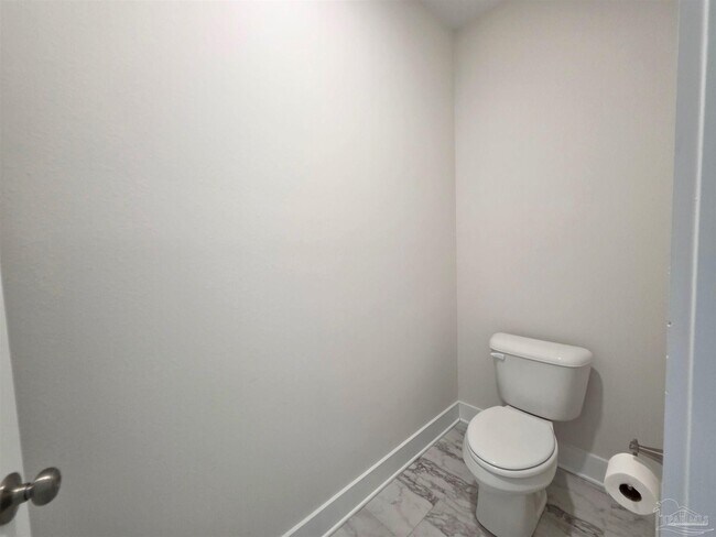 Building Photo - 4570 Omaha Dr