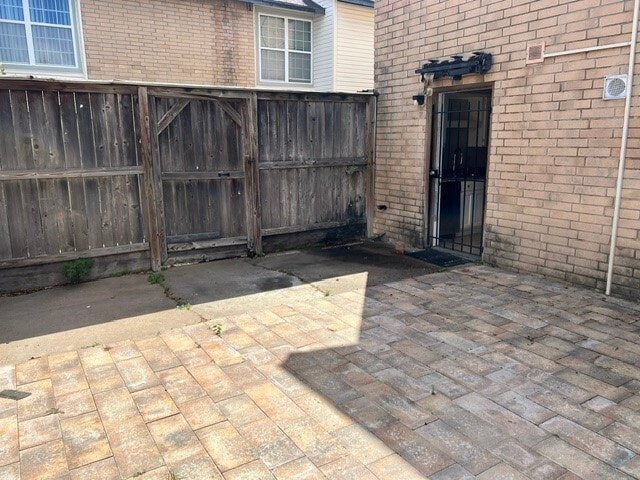 Building Photo - 7918 Prestwood Dr