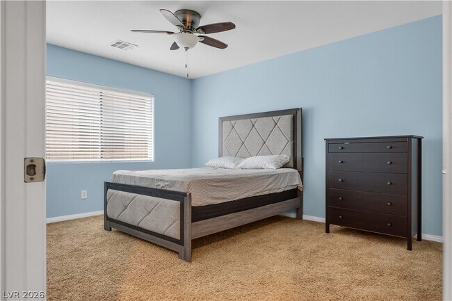 Building Photo - 3069 Regal Cove St