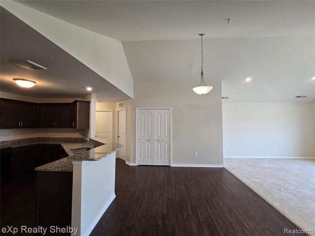 Building Photo - 1164 Starwood Ln