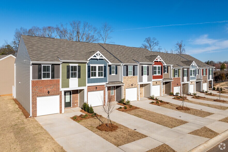 Mintworth Commons Rental Homes 8204 Mintworth Links Ln Matthews NC