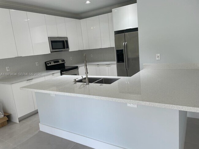 Building Photo - 1527 Winterberry Ln