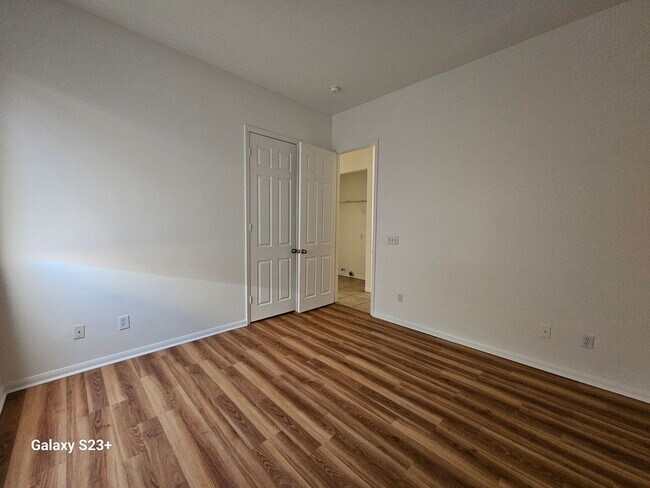 Building Photo - 13337 Calle Amapola