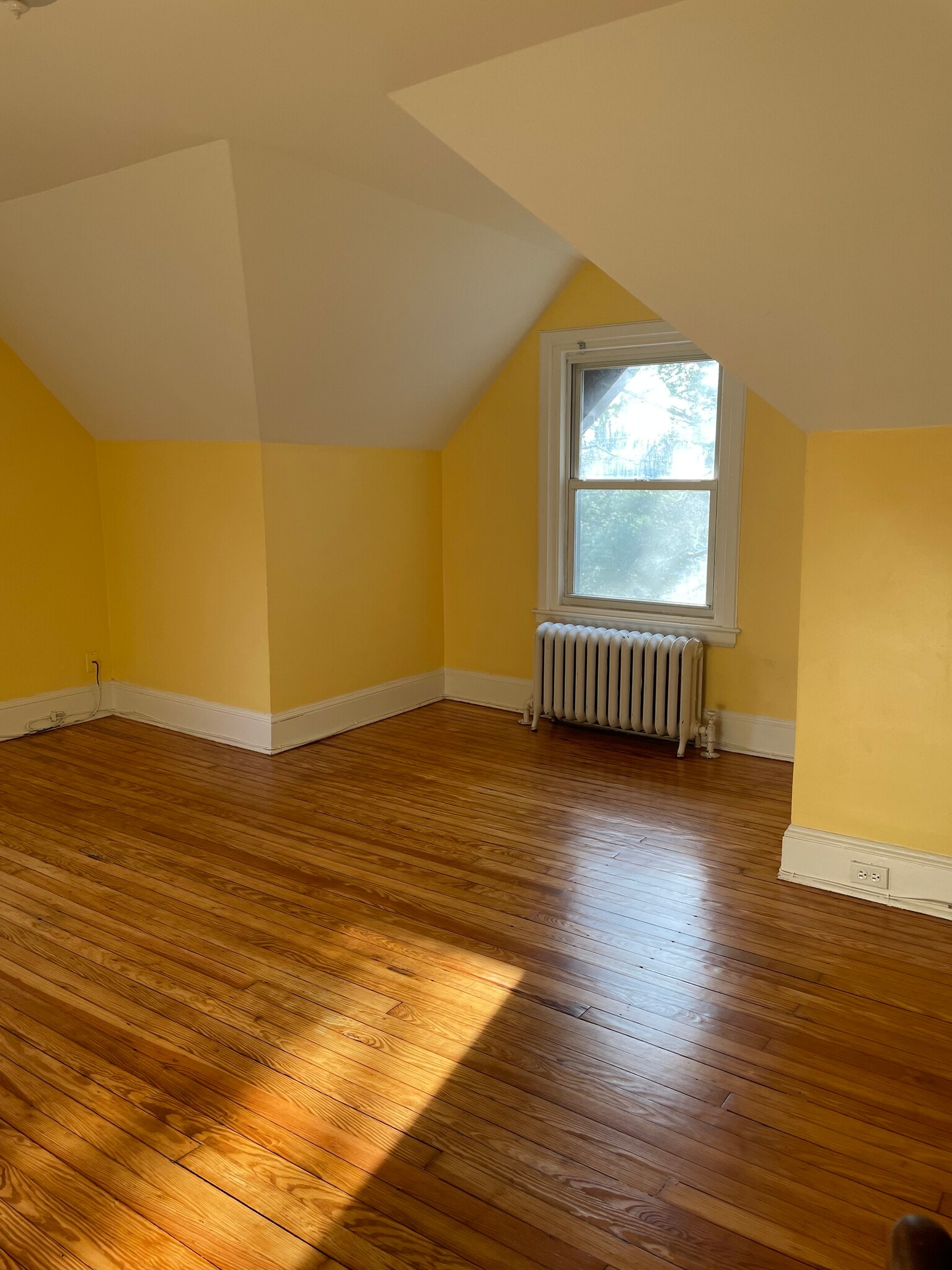 Bedroom 3 - 175 N Lansdowne Ave