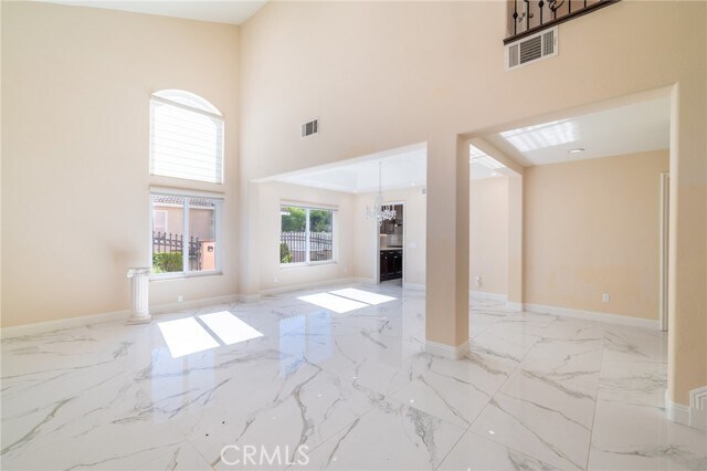 Building Photo - 19922 E Country Hollow Dr