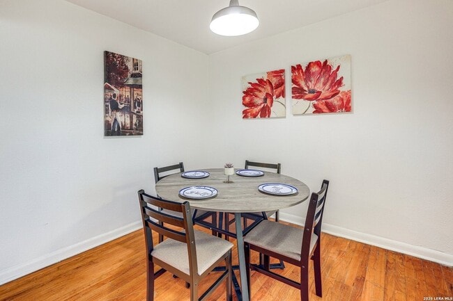 Building Photo - 332 Natalen Ave