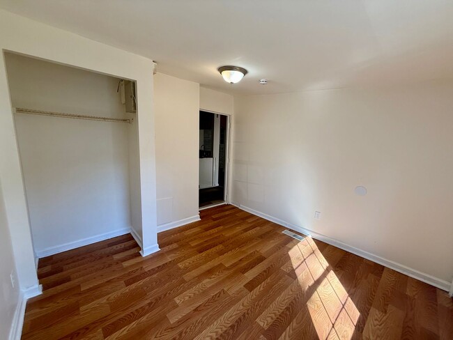 Building Photo - 3208 Dodds Ave