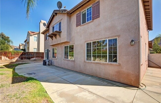 Building Photo - Beautiful, 4BD/3BA Rancho Belago Home