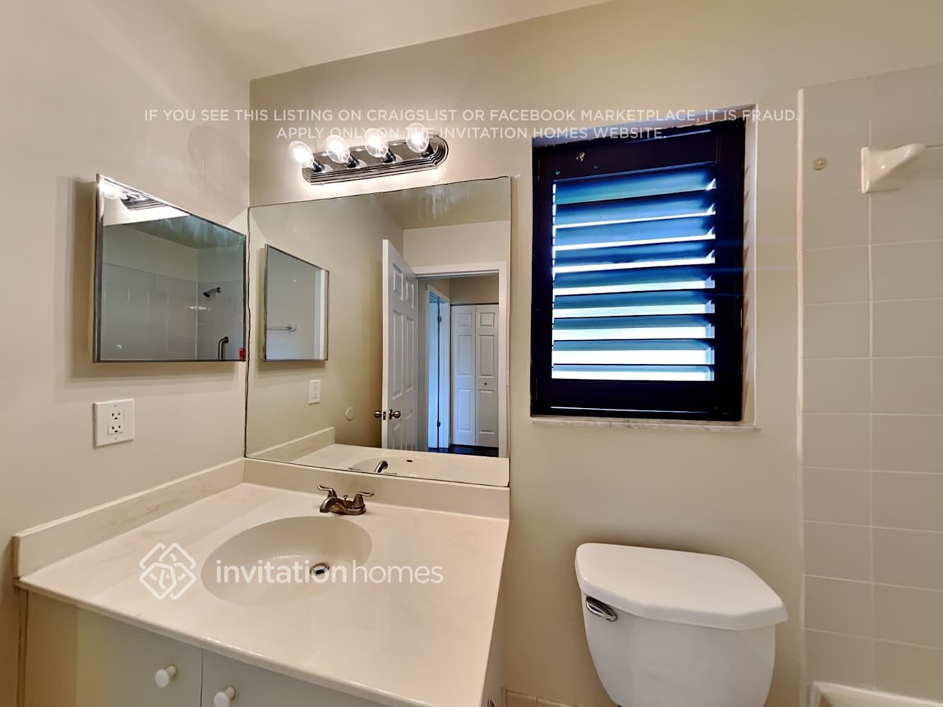 Building Photo - 15624 SW 96th Terrace