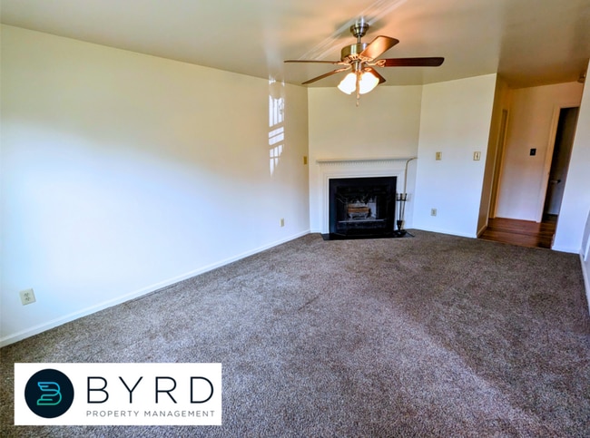 Building Photo - 9709 Ransom Hills Terrace