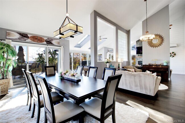 Building Photo - 26 Summit Cir Dr