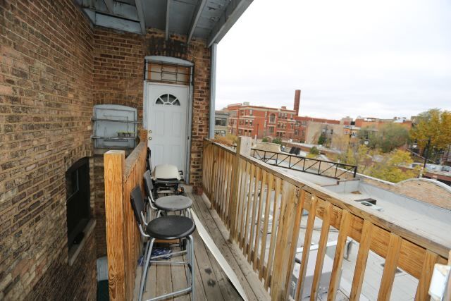 Building Photo - 563 W Aldine Ave