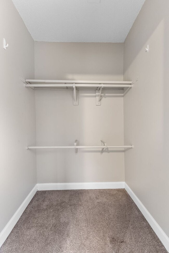 Building Photo - 3520 E Fall Creek Pkwy N Dr