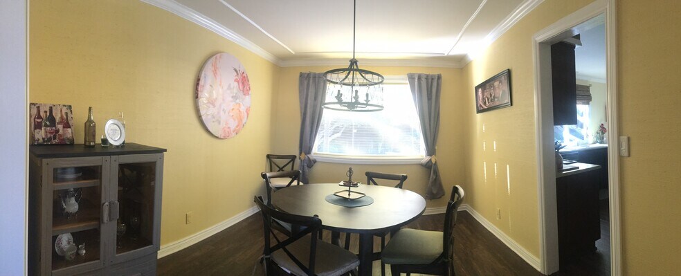 Building Photo - 4689 La Fonda Dr