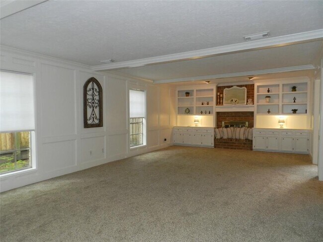 Building Photo - 9403 Oxted Ln