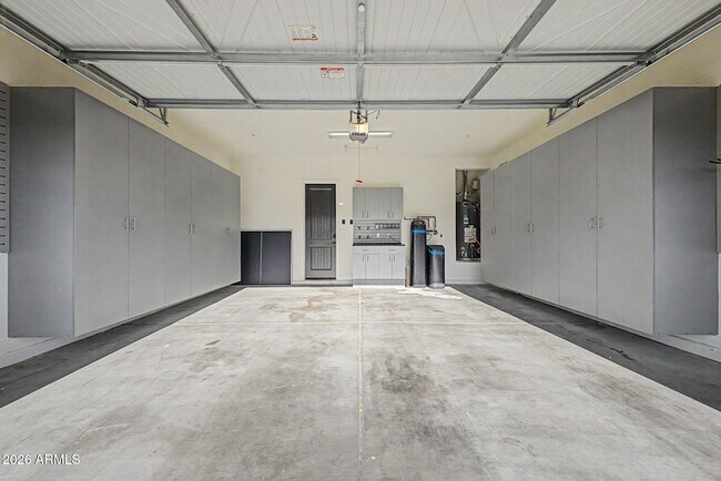 Building Photo - 25469 N 103rd Ave