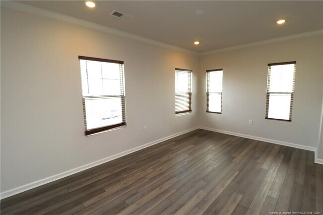 Building Photo - 2122 Terrawood Dr