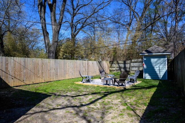 Building Photo - 3550 Barwood Cir