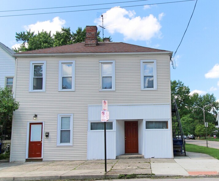 Primary Photo - 98 E Duncan St